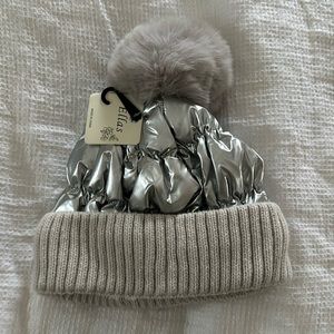 NWT winter hat ❄️
